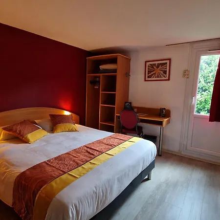 Prest'hotel Chavelot 2*