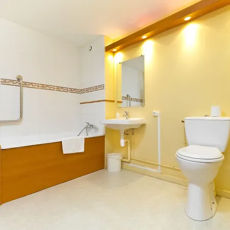 Prest'hotel Chavelot Szálloda Épinal