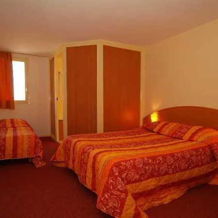 Prest'hotel Chavelot 2* Épinal