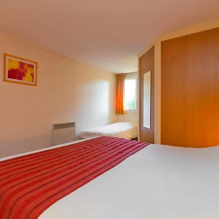 Prest'hotel Chavelot Hotel
