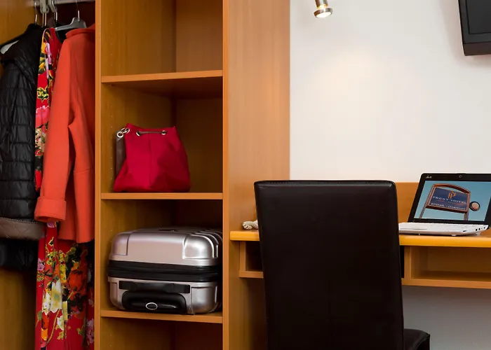 Hotel Prest'hotel Chavelot Épinal