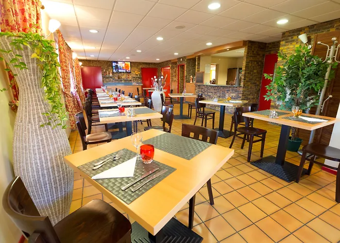 Prest'hotel Chavelot 2*