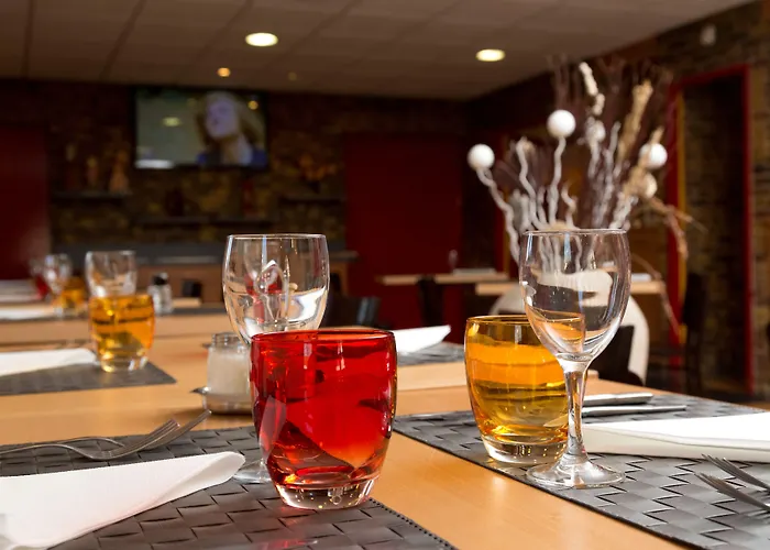 Prest'hotel Chavelot Hotel 2*