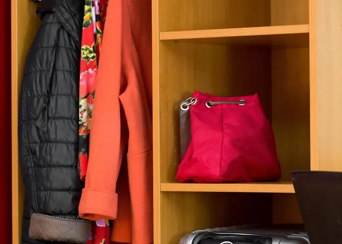 Prest'hotel Chavelot 2* Épinal