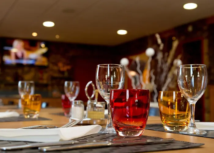 Prest'hotel Chavelot Hotel 2*